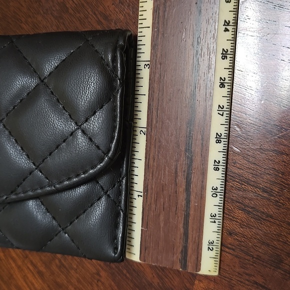 BLACK DIAMOND QUILTING COVER WALLET/CREDIT CARD WALLET VEGA LEATHER - Picture 8 of 9